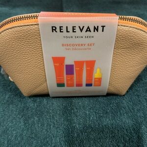 Relevant Your Skin Seen Discovery Set